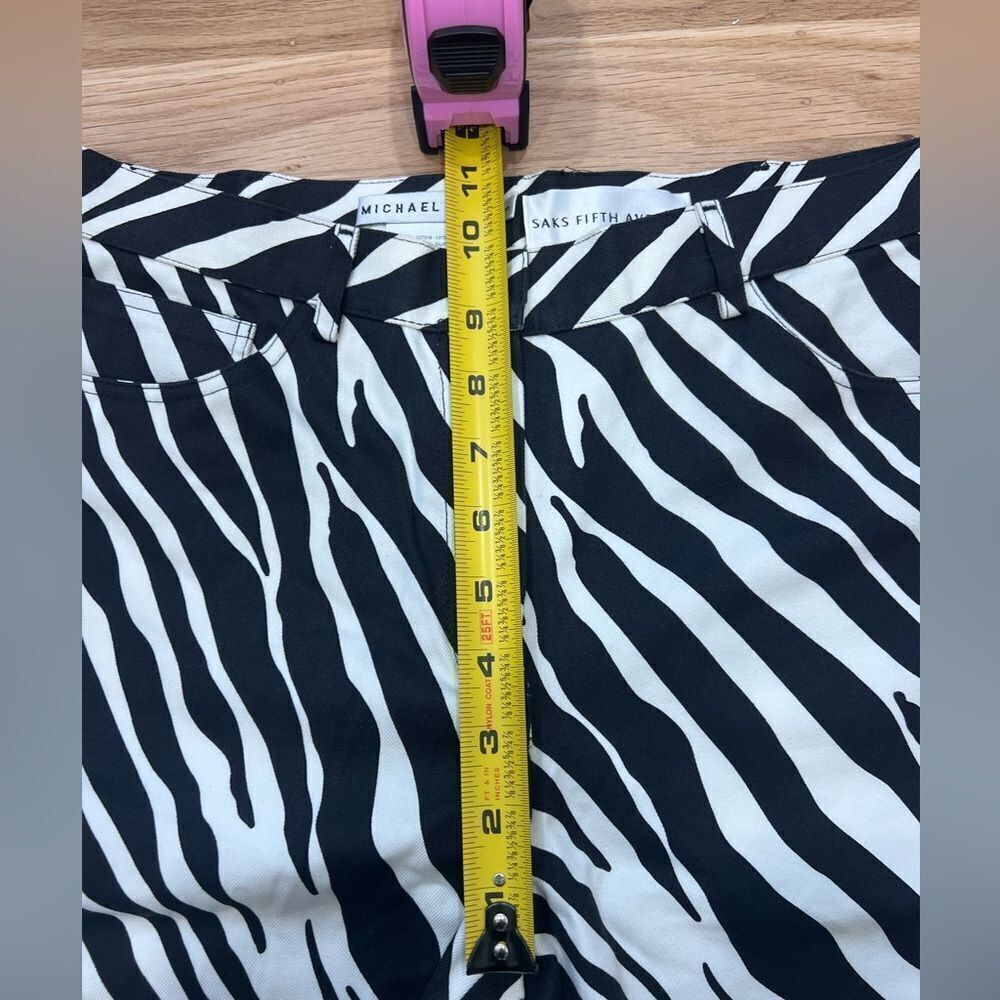 Michael Kors Saks Fifth Ave Zebra Bermuda Shorts Size 6 - Picture 4 of 6